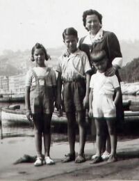 Piccioli Ciro: la famiglia Piccioli nel 1950 sul Garda